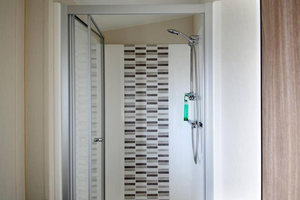Edinburgh - Seton Sands-Cameo Caravan-Pet Friendly Экстерьер фото
